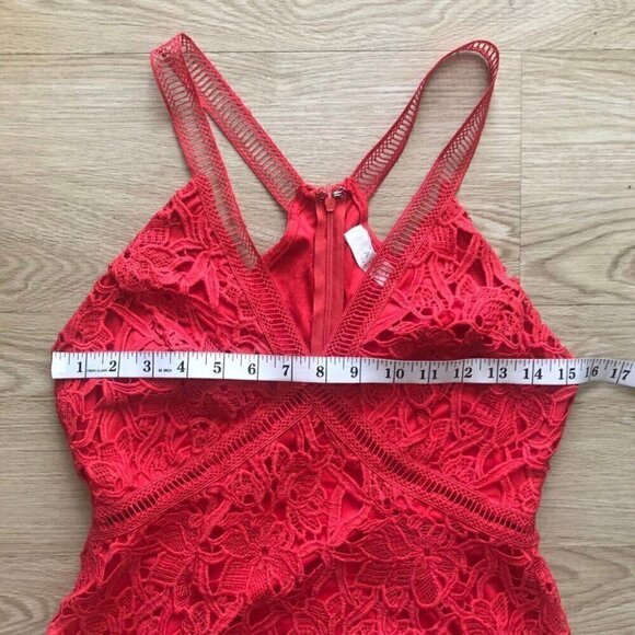 Baddie Lace Cocktail Dress Criss-Cross Strap Detail Fiesta Red Party Wear - Picture 10 of 14